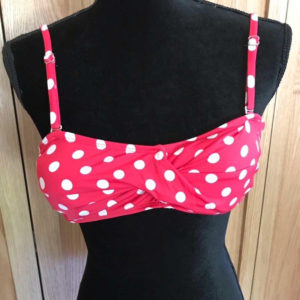 ❤️ Apt.9 Pinkish red bikini top, L fits like M